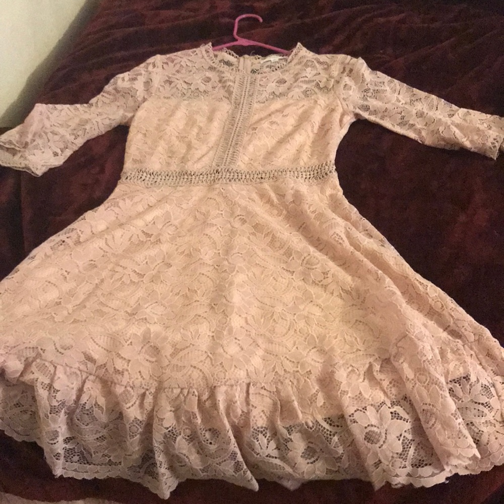 Brand new Hashtag in thread dress